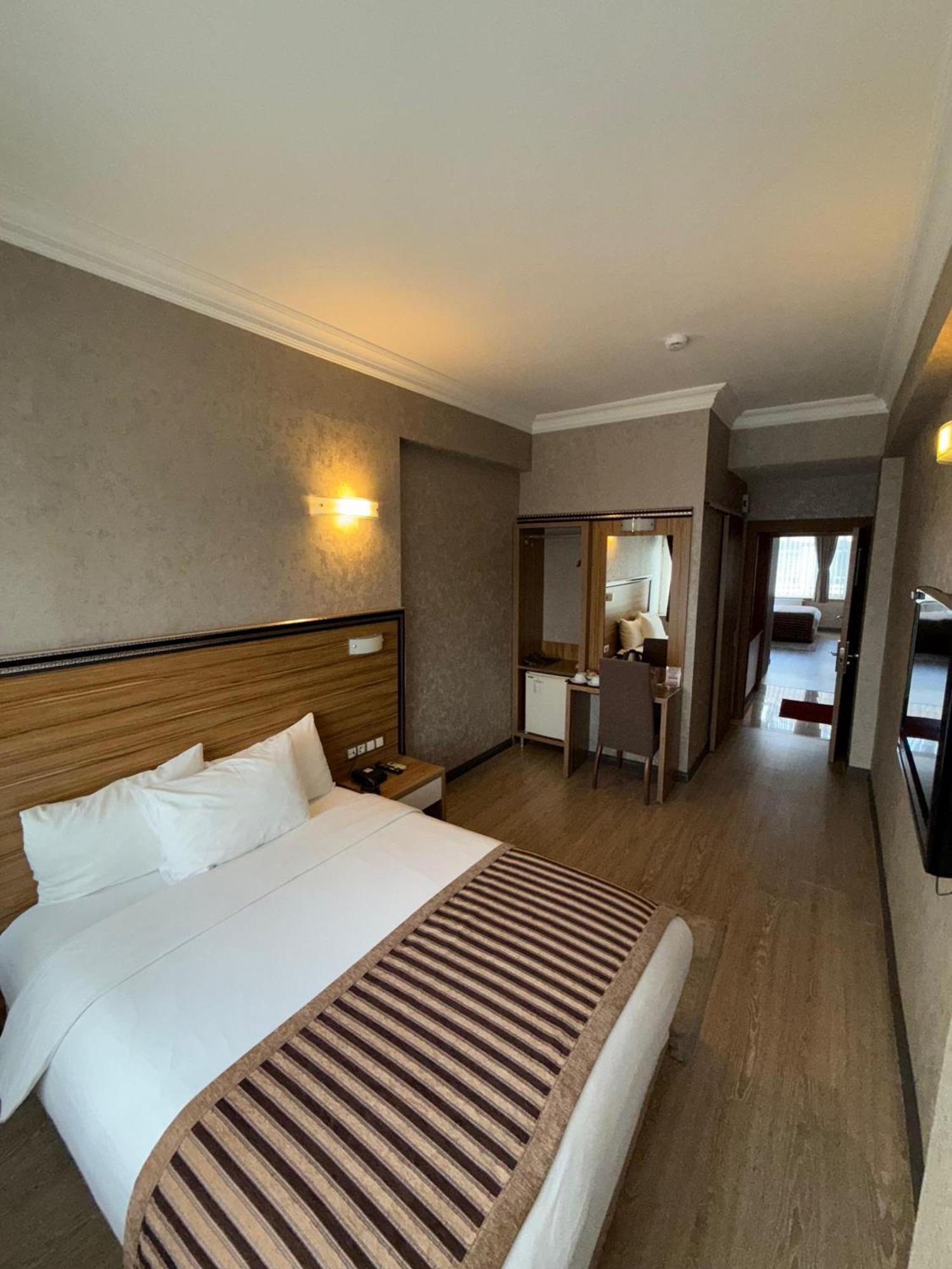 Buyuk Hotel Καισάρεια Εξωτερικό φωτογραφία