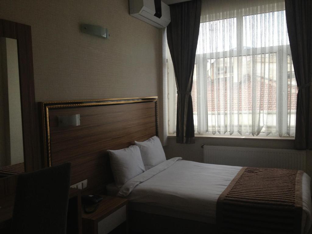 Buyuk Hotel Καισάρεια Δωμάτιο φωτογραφία